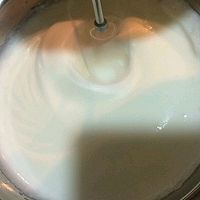 电饭煲版戚风蛋糕的做法图解7