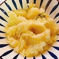 黄磊老师同款～外焦里嫩巨好吃的土豆泥饼的做法图解1