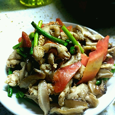 蘑菇炒鸡胸肉
