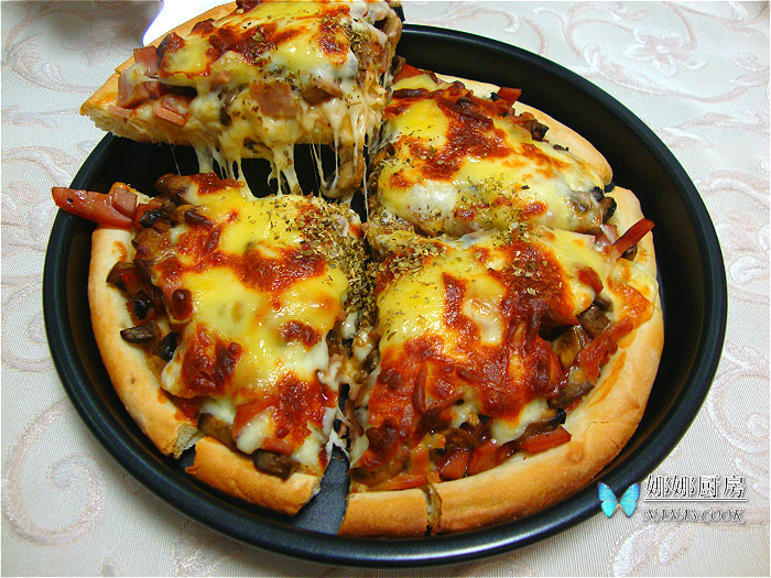 香肠菌菇披萨的做法