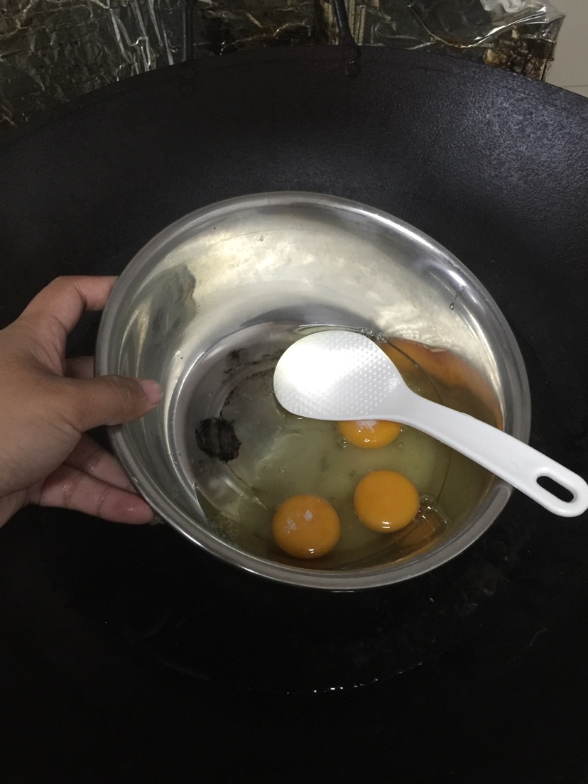 老式海绵蛋糕的做法图解2