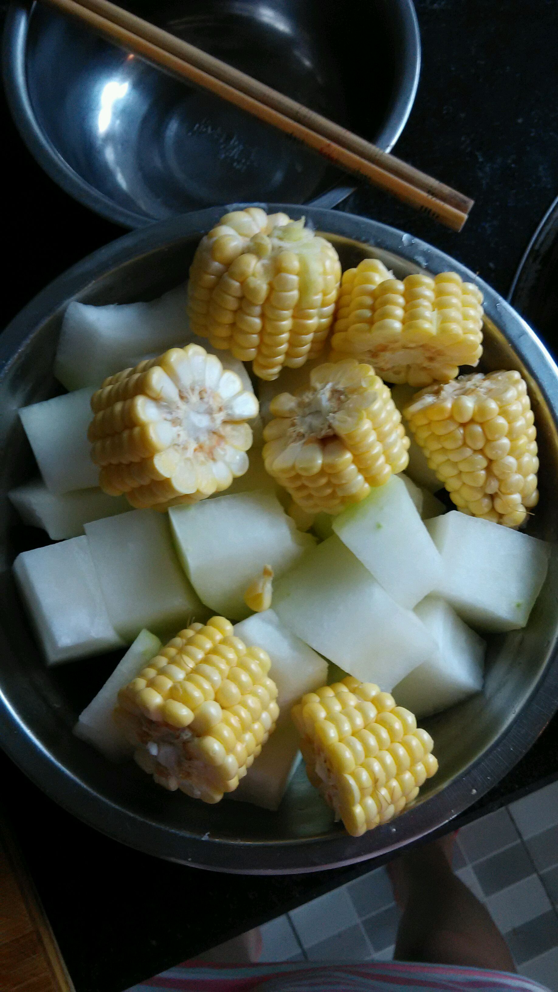 冬瓜玉米排骨汤怎么做_冬瓜玉米排骨汤的做法_揪揪耳朵_豆果美食