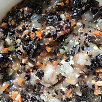虾仁木耳馄饨的做法图解1