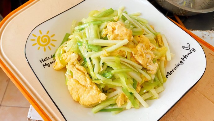 孕妈食谱-蒜黄炒鸡蛋