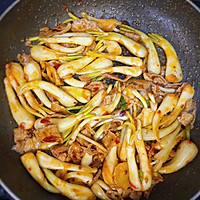 香辣藠头炒肉-桓桓爸出品#做道好菜，自我宠爱！#的做法图解5