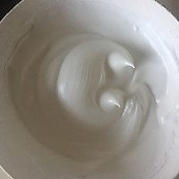 装饰失败的草莓蛋糕的做法图解4