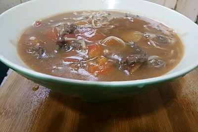 番茄金针菇牛肉汤