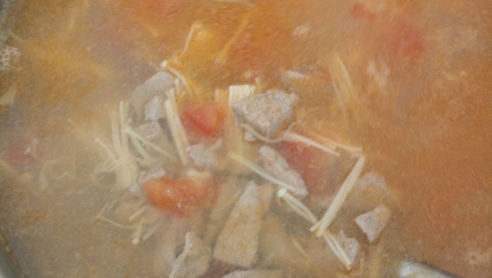 西红柿金针菇猪肝汤