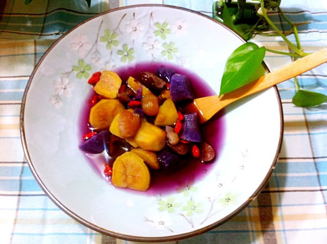紫薯红薯桂圆汤的做法