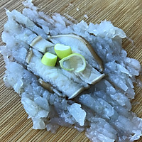 宝宝辅食 什锦浓汤虾滑面的做法图解3