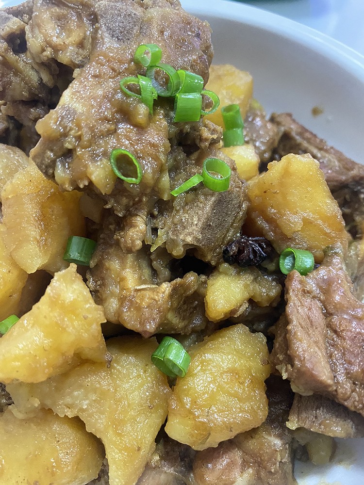 排骨烧土豆的做法