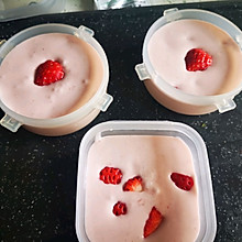 草莓牛奶布丁——春日草莓三部曲