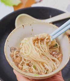 口蘑鲜汤面