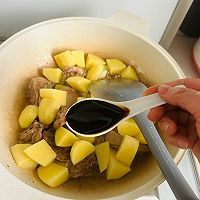 健康美食非重口味的—红烧鸭腿炖土豆的做法图解6
