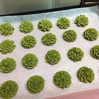 抹茶曲奇 超级酥松的做法图解7