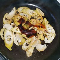 素食记—香菇烧笋的做法图解4