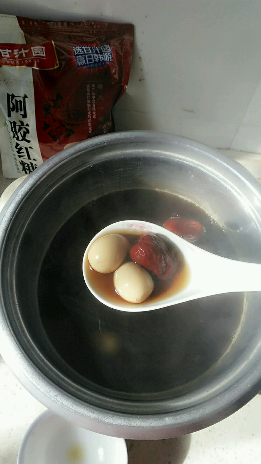 酒酿红糖鸡蛋怎么做_酒酿红糖鸡蛋的做法_豆果美食