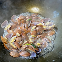葱香油蛤的做法图解4