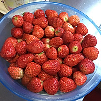 草莓软糖的做法图解1