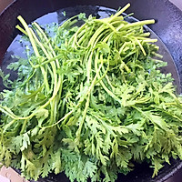 麻酱茼蒿的做法图解2