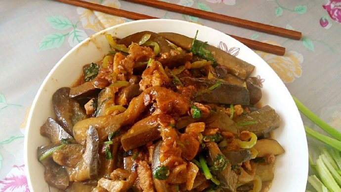 适合学生党做的肉沫酱香茄子