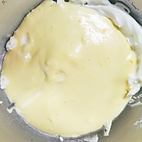 #夏日消暑，非它莫属#【海苔肉松蛋糕卷】绵软咸香的做法图解6