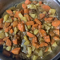 牛肉咖喱饭的做法图解3