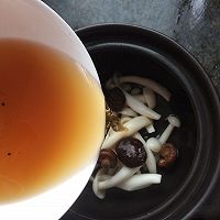 丝瓜菌菇汤#鲜有赞，爱有伴#的做法图解4