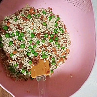 咸鸭蛋灌糯米饭的做法图解1