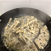 柠檬百香果酸辣鸡爪的做法图解3