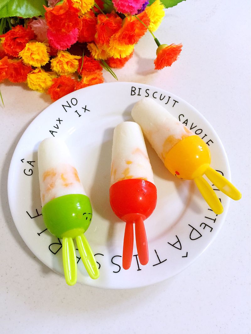 Milk mango ice cream