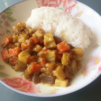 咖喱鸡肉饭