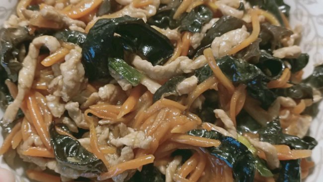 好吃下饭的鱼香肉丝的做法