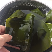 筒骨海带汤的做法图解1