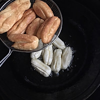 奶香油条的做法图解9
