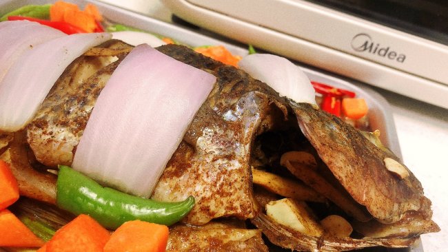 小十食生活—-微波炉烤鱼篇的做法