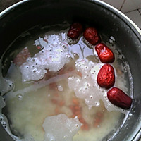 用电饭锅 制作花生仁红枣大米粥☞剩米饭！的做法图解2