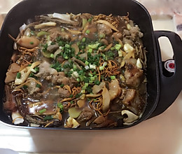 菌菇三汁焖锅的做法