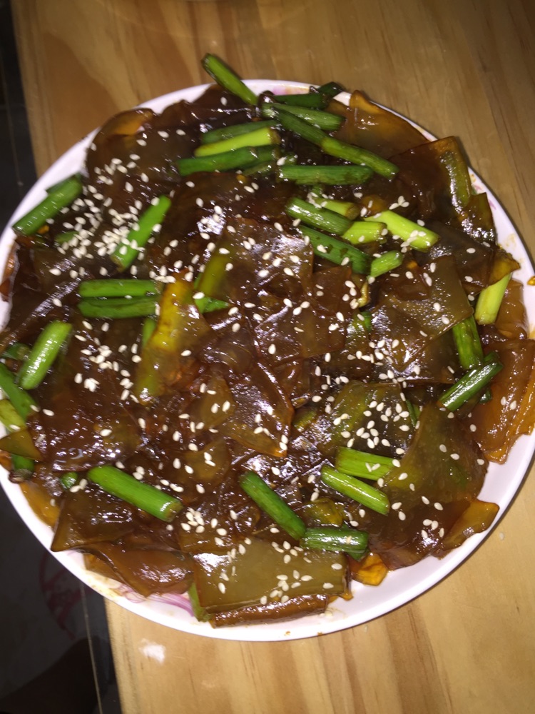 蒜苗炒粉皮的做法图解3