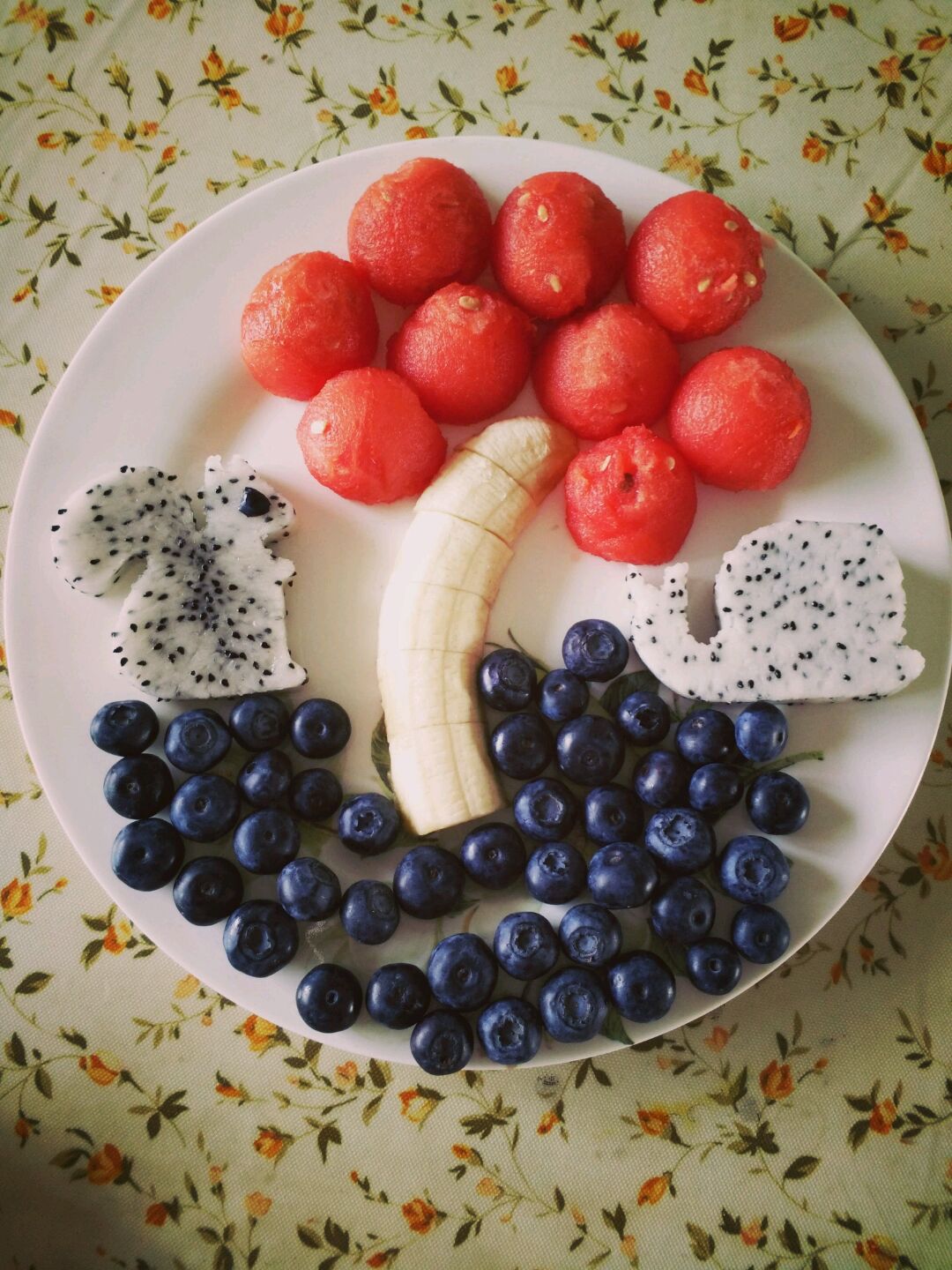 水果小拼盘怎么做_水果小拼盘的做法_豆果美食