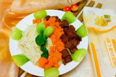 牛肉蔬菜面