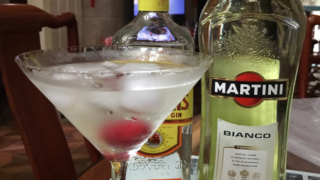 martini鸡尾酒调酒马天尼的做法