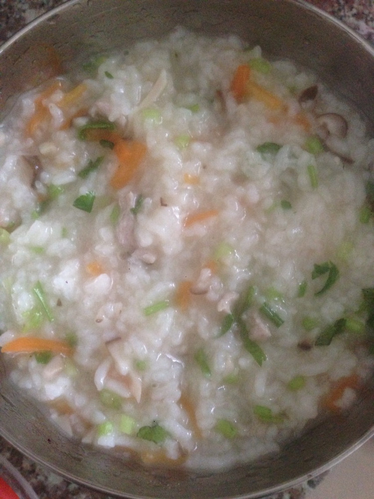 香菇瘦肉粥的做法