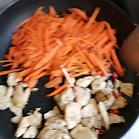 胡萝卜与鸡胸肉的结合的做法图解5