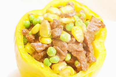 黄椒牛肉盅 宝宝辅食，豌豆+玉米+胡萝卜