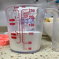 奶酪棒棒糖的做法图解2
