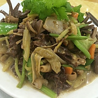 家常酸辣鸡杂#我要上首页酸辣家常菜#的做法图解8