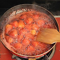 炒草莓的做法图解3