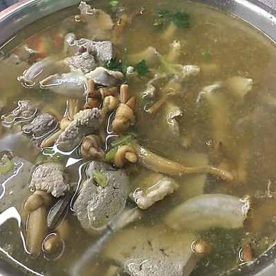 金针花(黄花菜)猪杂汤