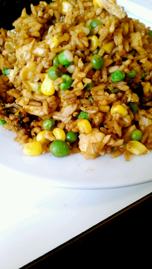 留学生一人食☞酱油什锦炒饭